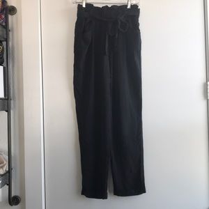 Navy paper bag linen pants with tie